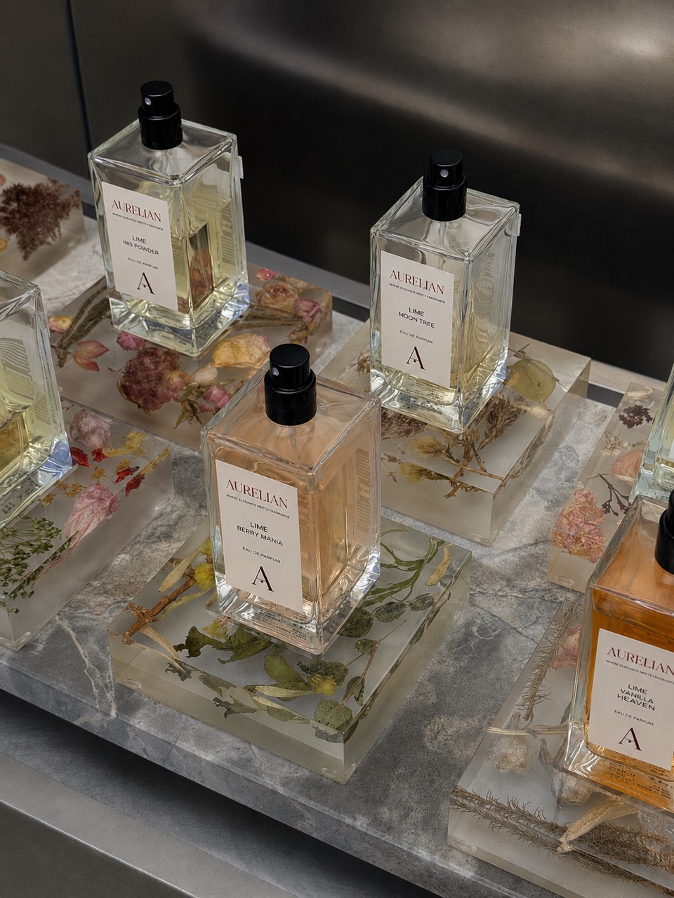 Aurelian geurcollectie op botanische presentatieblokken
